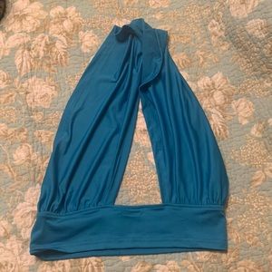 Cute summer top, open back and plunging neckline